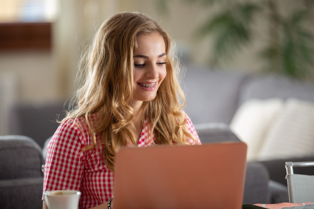 Wedding blogger creates engaging content for her wedding blog